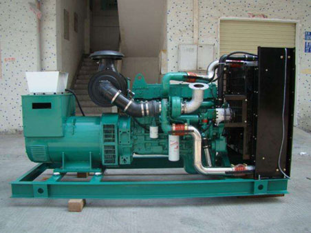 碧江1100kw康明斯柴油发电机组图片 碧江1100kw康明斯柴油发电机组图片